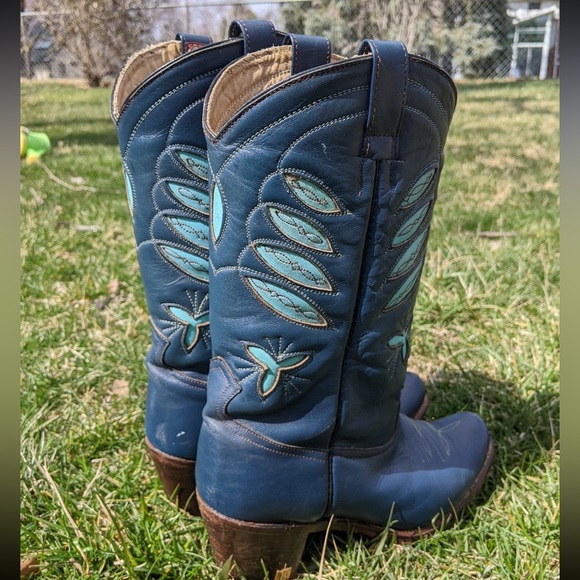 Vintage Blue Cowboy Boots - Picture 2 of 5